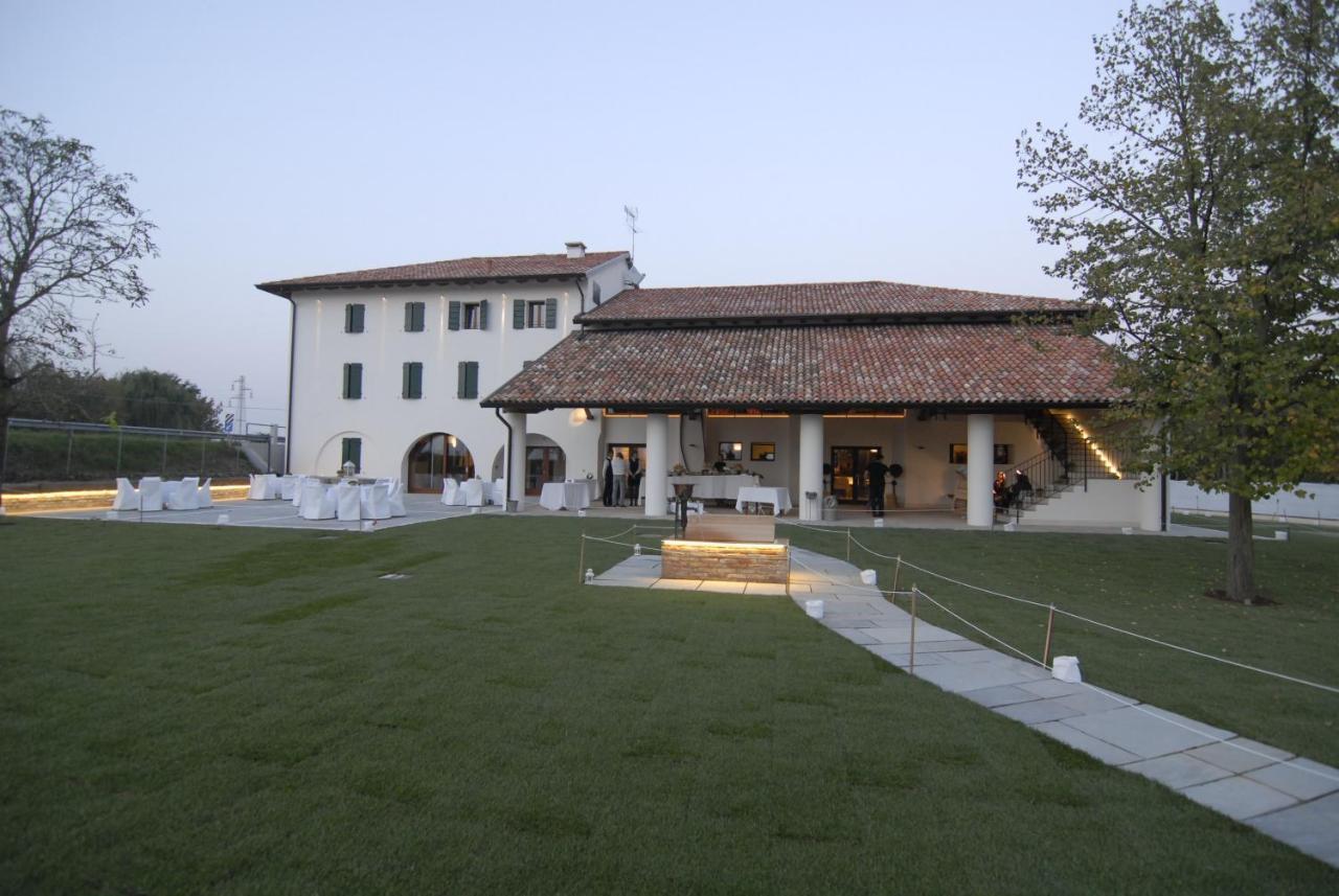 Gasthaus Casa Dei Racconti Ceggia Exterior foto